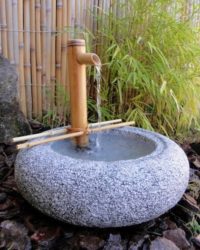 Fonte Tsukubai Tetsubachi